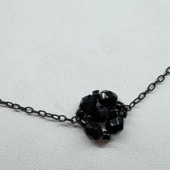 Liz Claiborne Black Bead Flower Station Necklace Dark Jewelry WhimsiGoth 17” - Picture 3 of 9